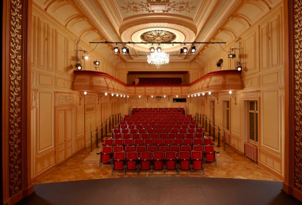 Les Salons