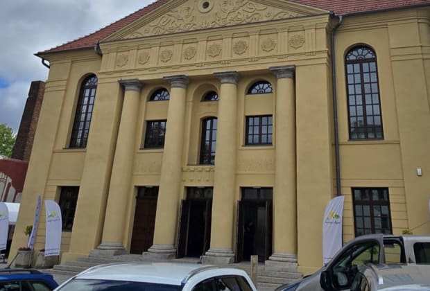 Synagoga Pod Białym Bocianem