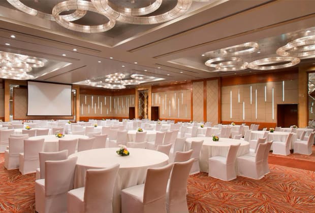Sheraton Grand Bangalore Hotel at Brigade Gateway