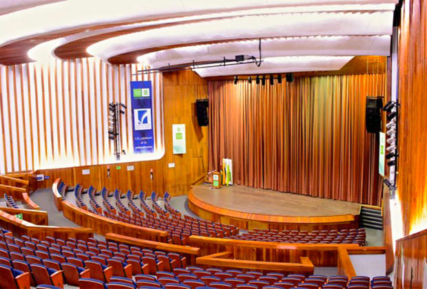 Auditorio Luis A. Calvo