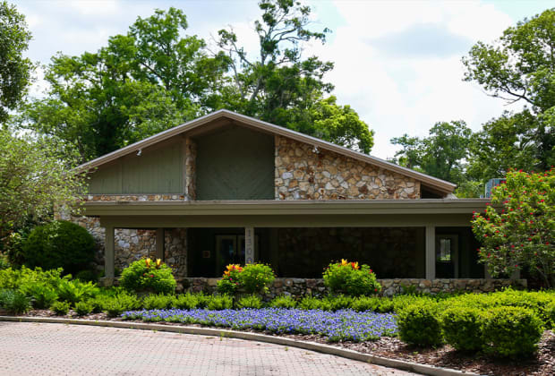 The Azalea Lodge at Mead Gardens