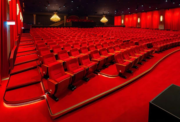 U VENUE مسرح يو فينيو