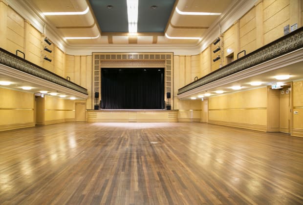 Collingwood Town Hall - No balcony