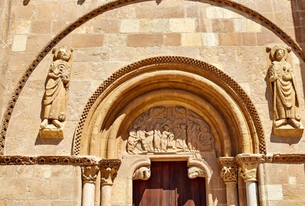 Sala del Pendón de Baeza (Museo de San Isidoro de León)
