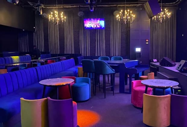 Caruso Canta Bar