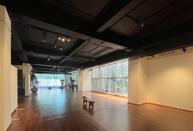 The Stainless Gallery