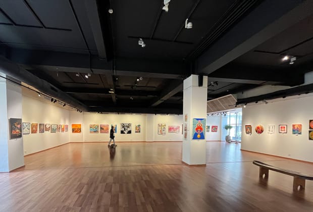 The Stainless Gallery