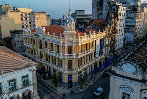 Palacete Tirachapéu