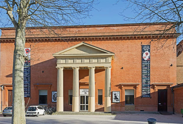 Sorano Theatre