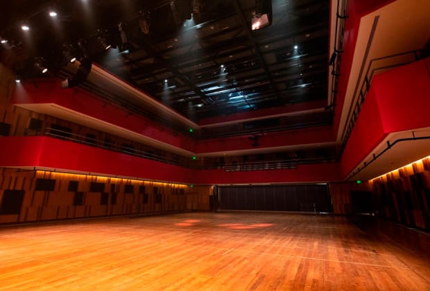 Theatro B32