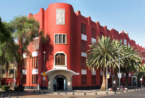 Frontón México Centro de Entretenimiento