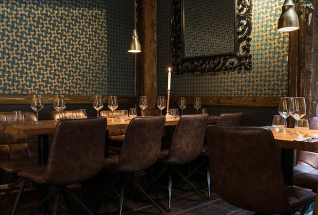 Restaurant Tight