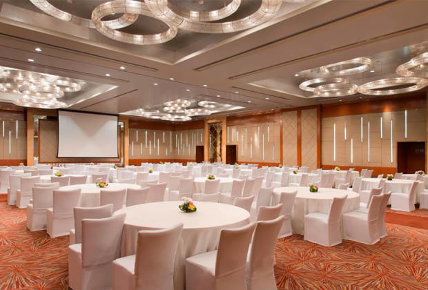 Sheraton Grand Bangalore Hotel at Brigade Gateway