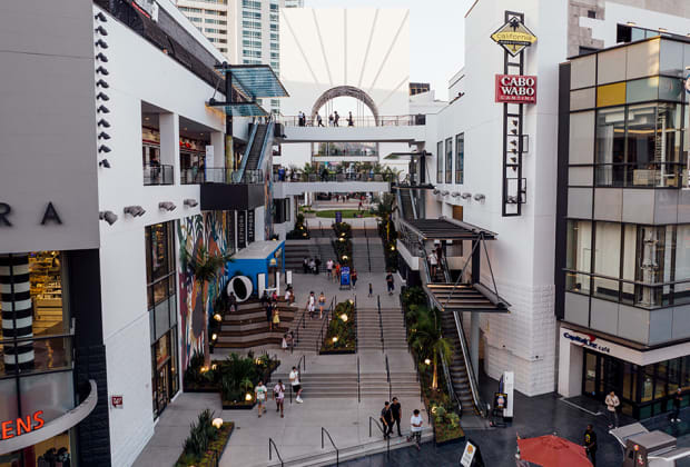 Ovation Hollywood