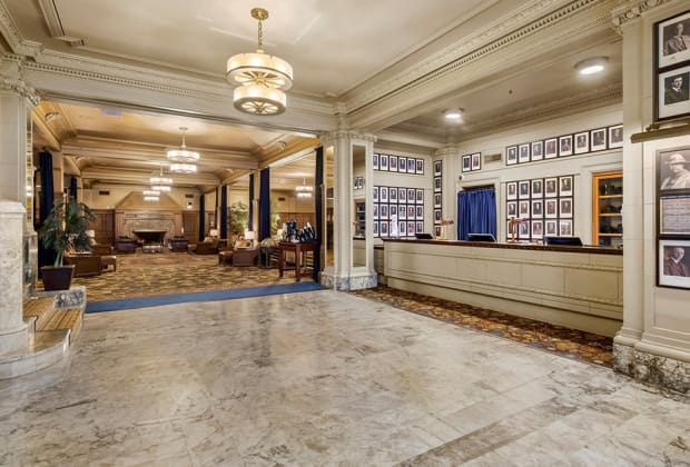 Arctic Club Hotel