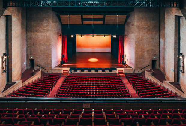 Teatro Metropolitano de Medellín - José Gutierrez Gómez