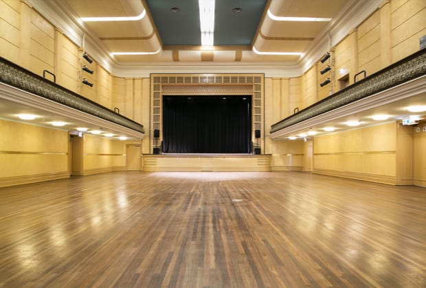 Collingwood Town Hall - No balcony