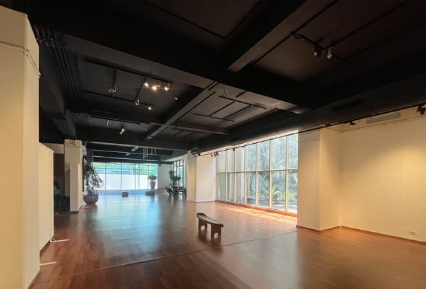 The Stainless Gallery